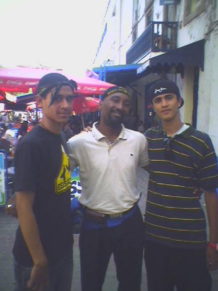 moi et 2pac et intaj